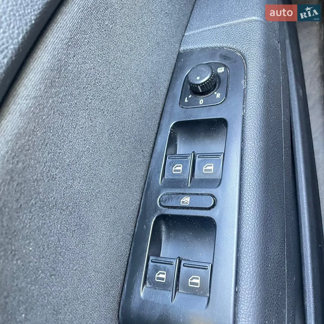 2011 Skoda Superb - мініатюра 37