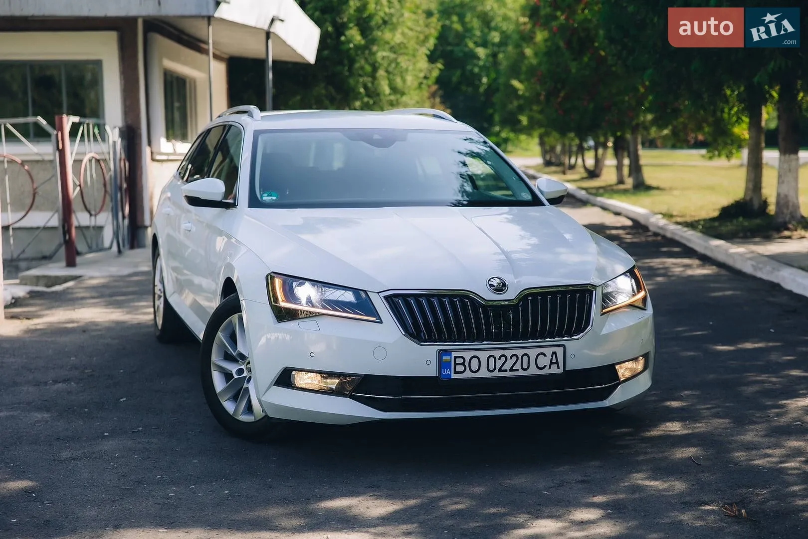 2016 Skoda Superb - мініатюра 3