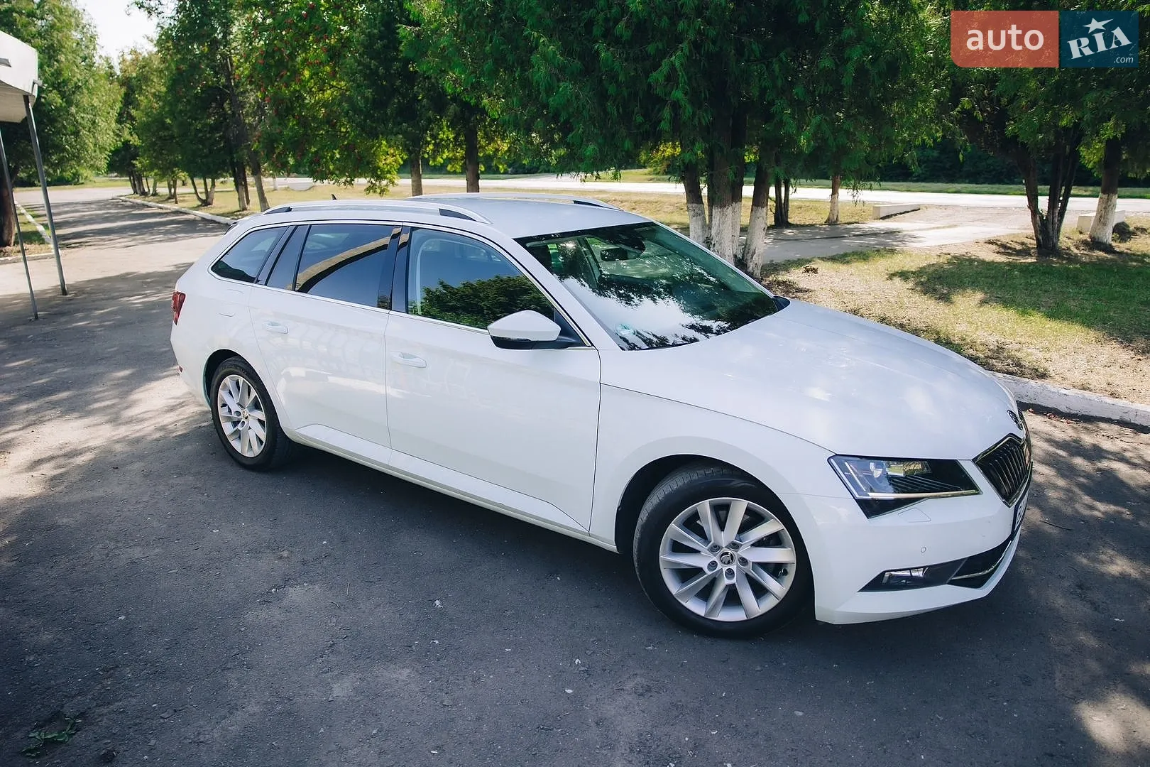 2016 Skoda Superb - мініатюра 5