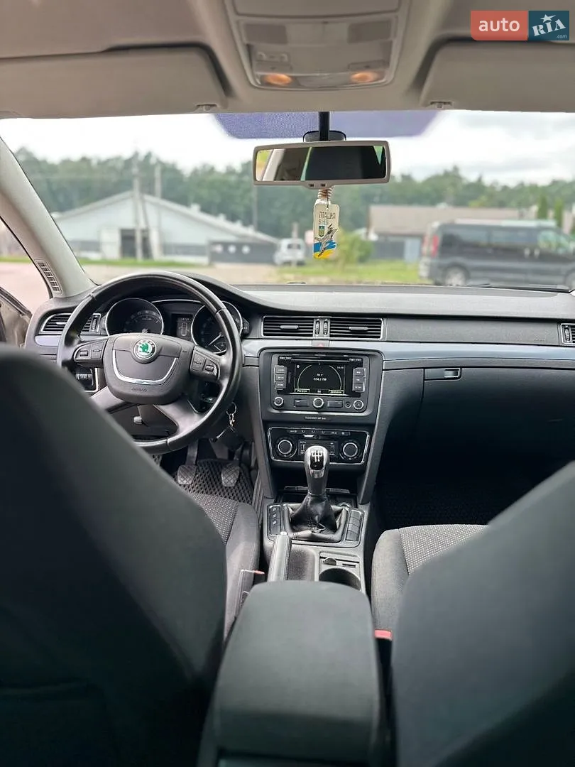 2011 Skoda Superb - мініатюра 22