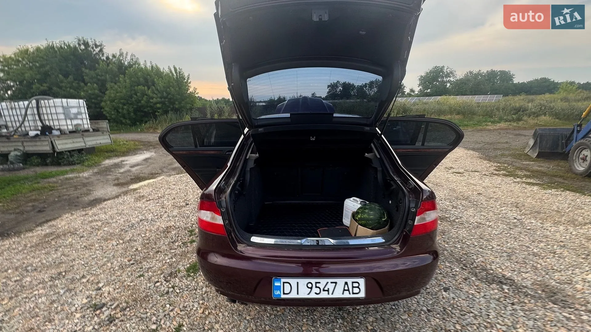 2010 Skoda Superb - мініатюра 12