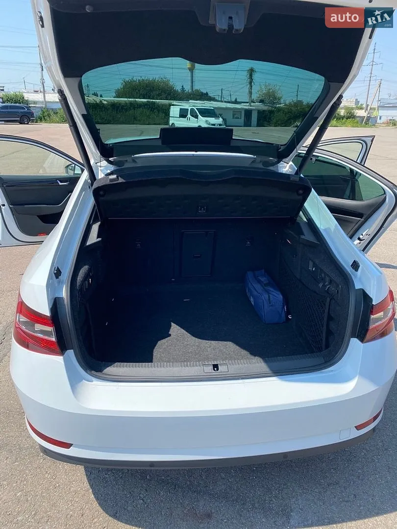 2018 Skoda Superb - мініатюра 14