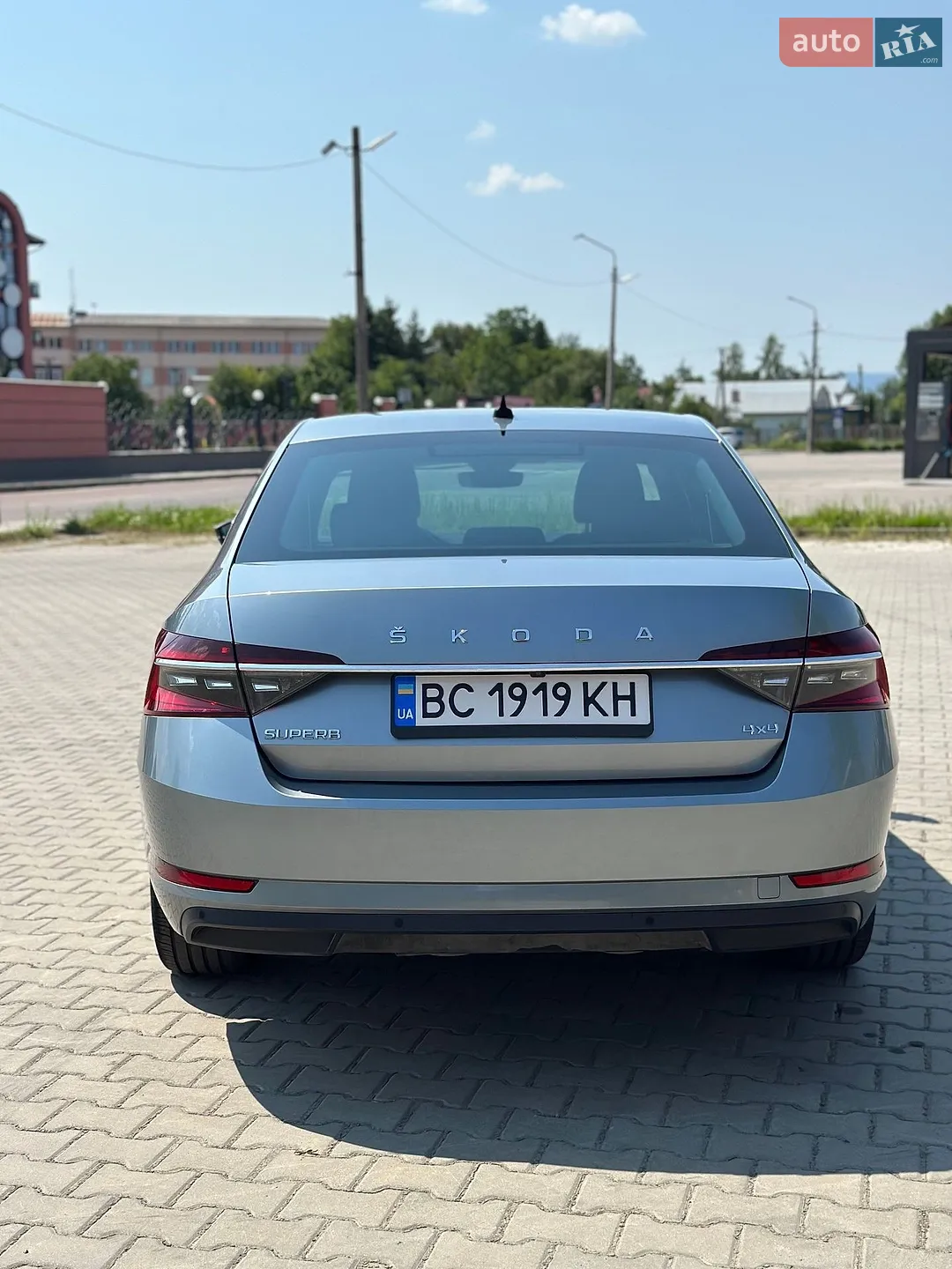 2020 Skoda Superb - мініатюра 2