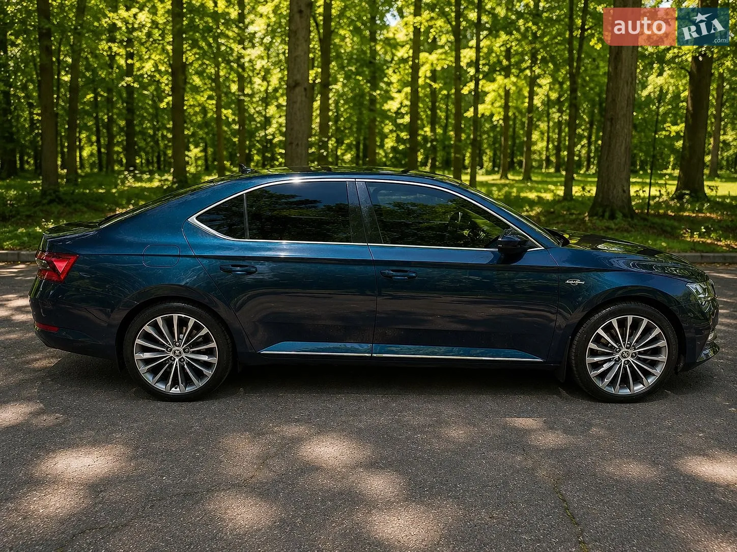 2020 Skoda Superb - мініатюра 3