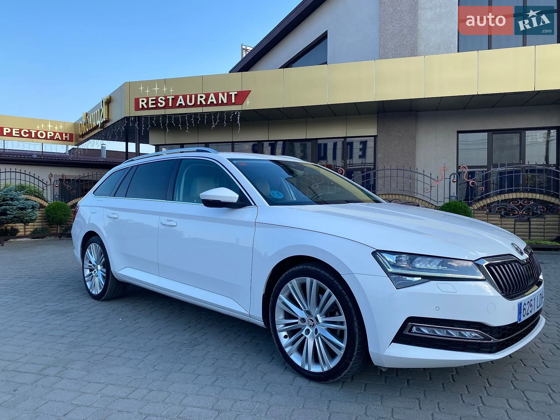 2019 Skoda Superb - мініатюра 11