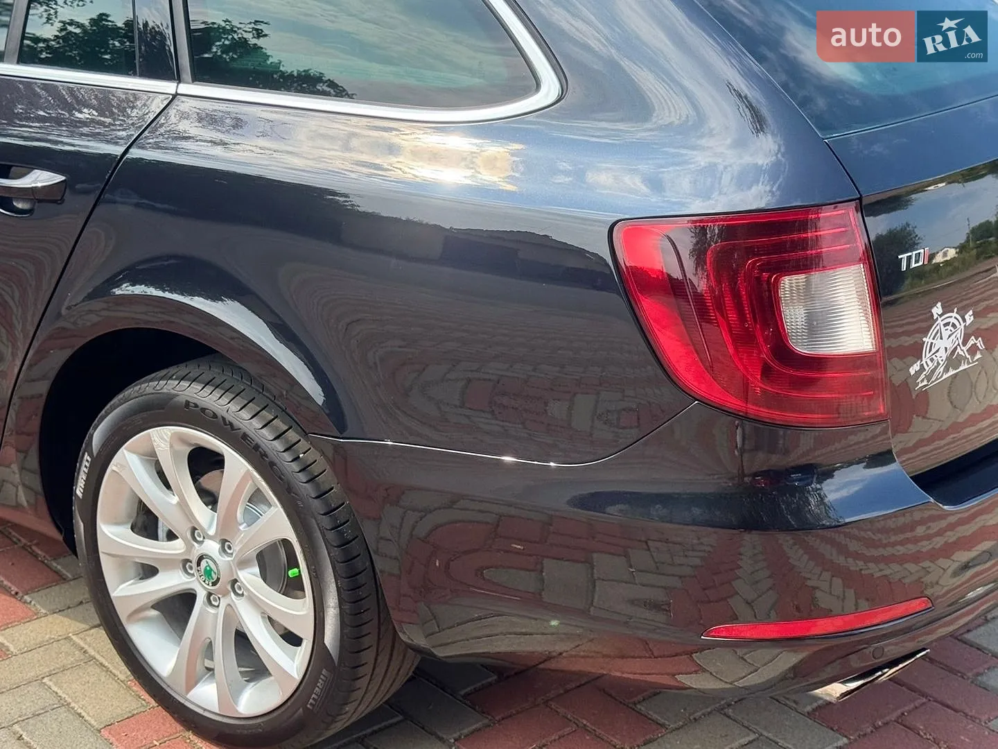 2012 Skoda Superb - мініатюра 8