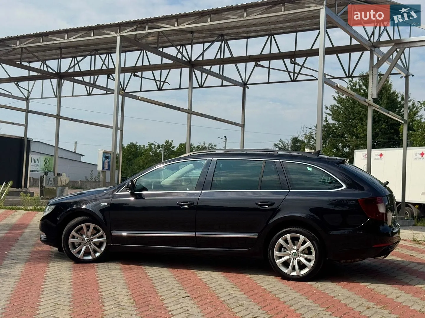 2012 Skoda Superb - мініатюра 10