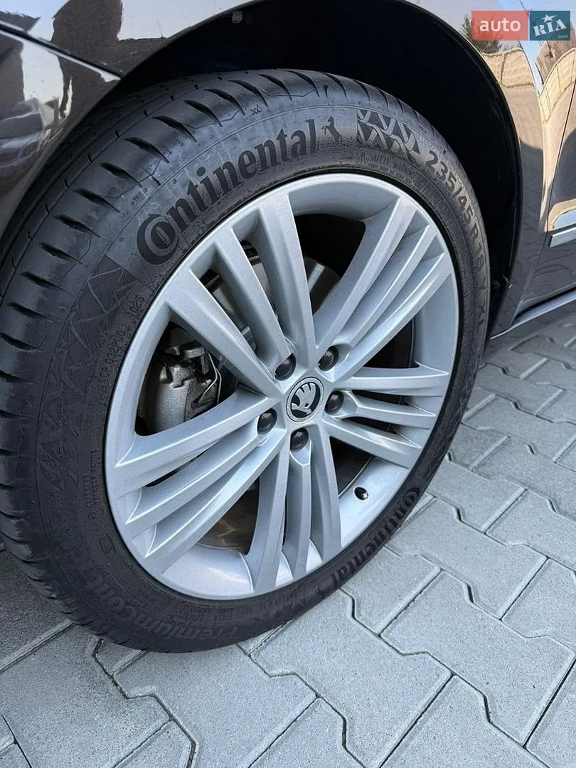 2015 Skoda Superb - мініатюра 11