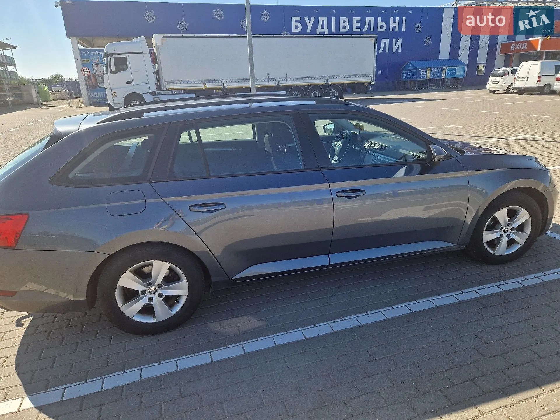 2015 Skoda Superb - мініатюра 3
