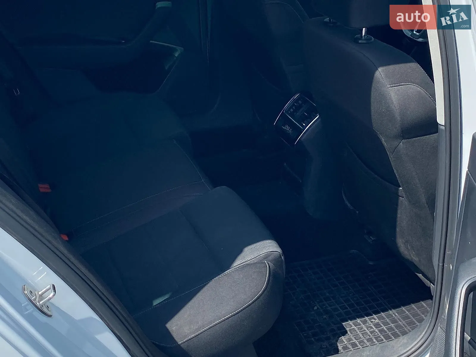 2018 Skoda Superb - мініатюра 28