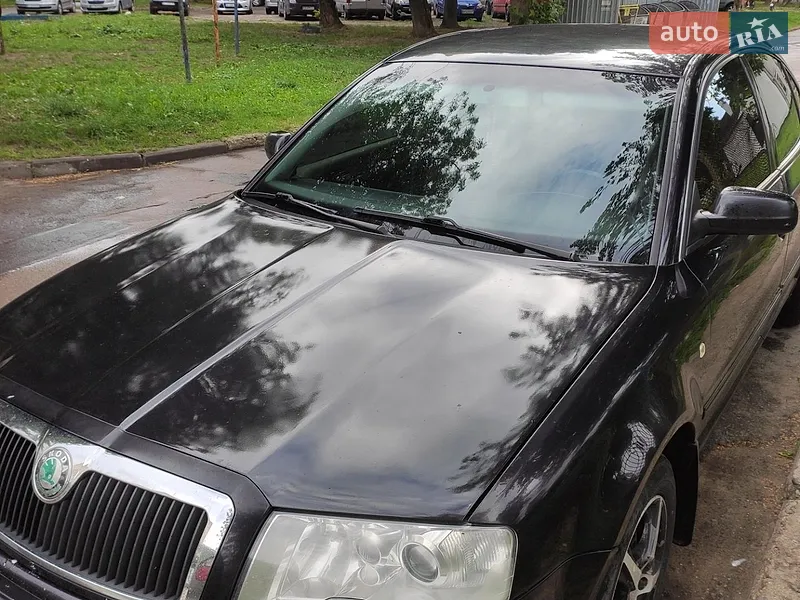 Skoda Superb 2004
