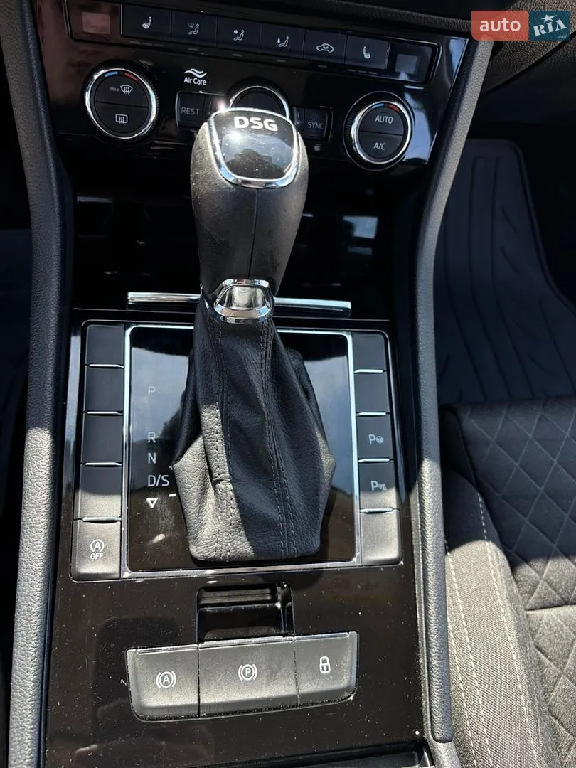 2019 Skoda Superb - мініатюра 17