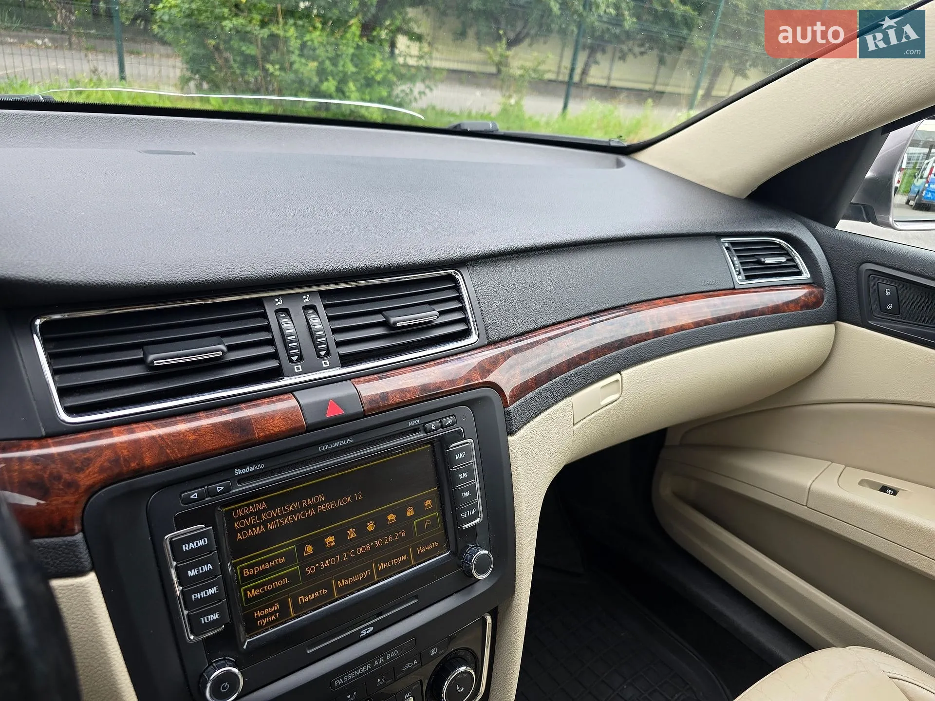 2011 Skoda Superb - мініатюра 27