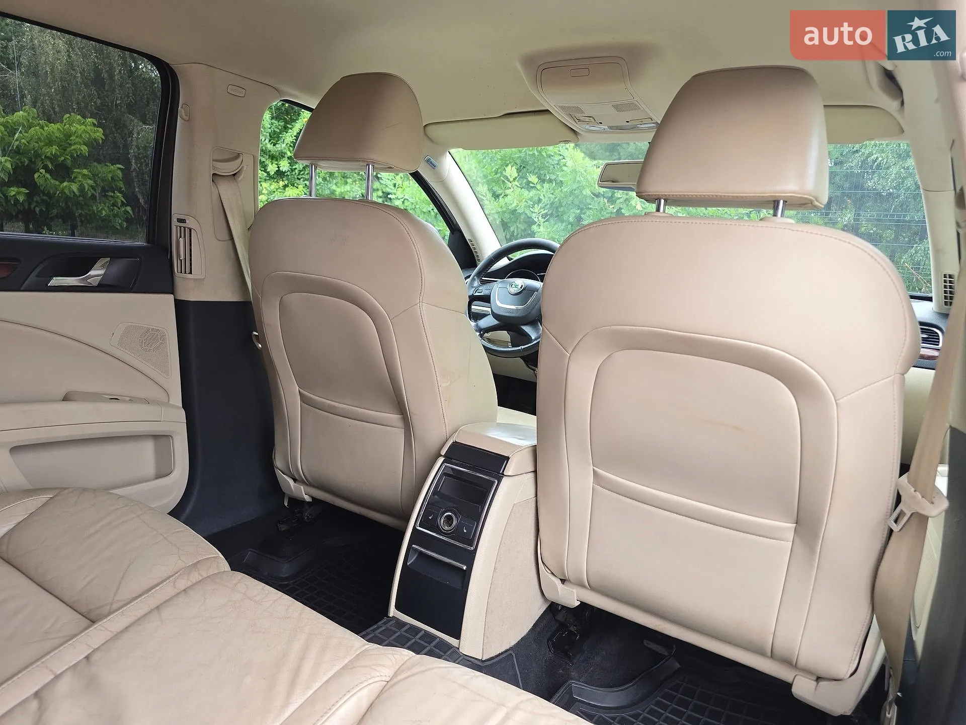 2011 Skoda Superb - мініатюра 35