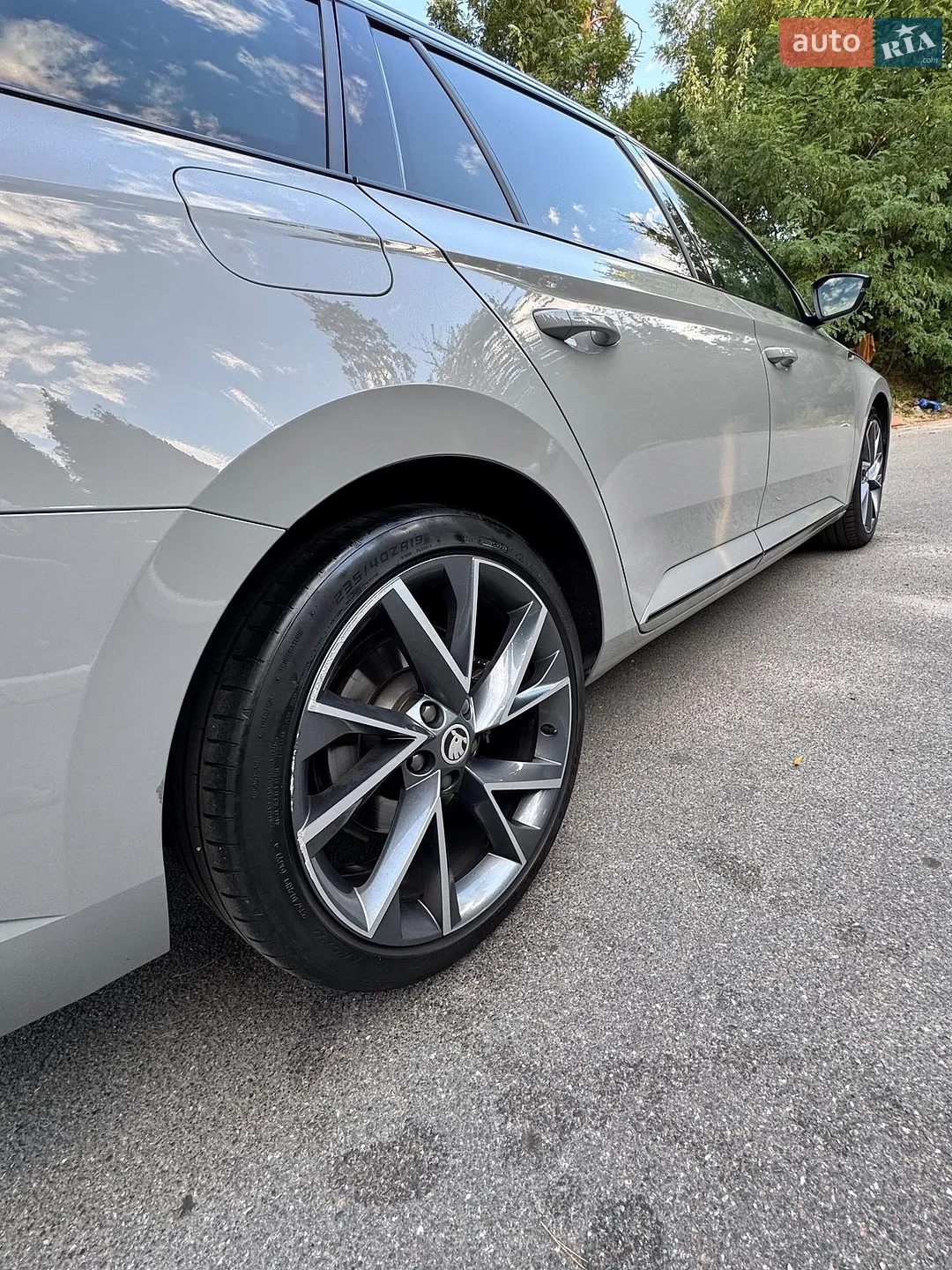 2020 Skoda Superb - мініатюра 23