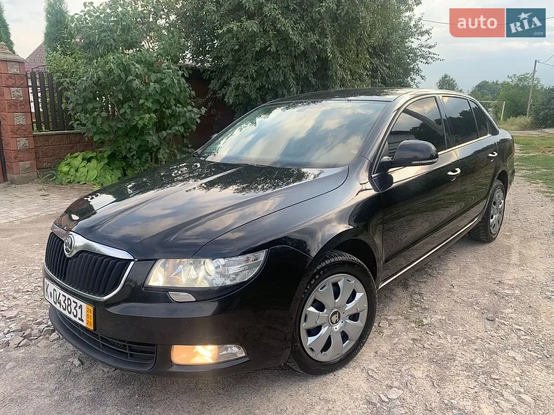 Skoda Superb 2011