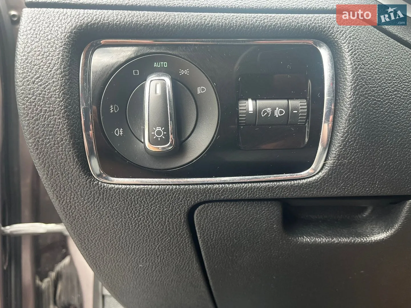 2012 Skoda Superb - мініатюра 22