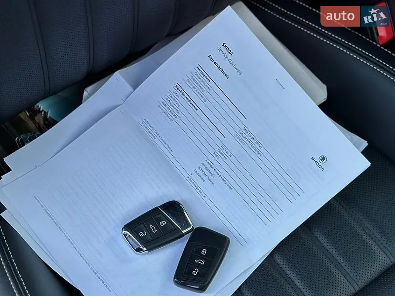 Универсал Skoda Superb 2022 в Ровно документ