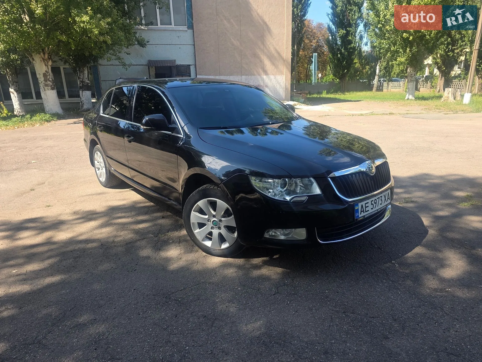 2012 Skoda Superb - мініатюра 2