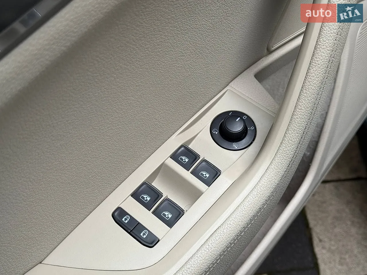 2019 Skoda Superb - мініатюра 16