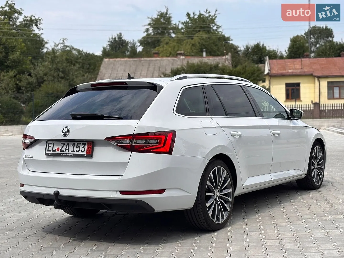 2017 Skoda Superb - мініатюра 7