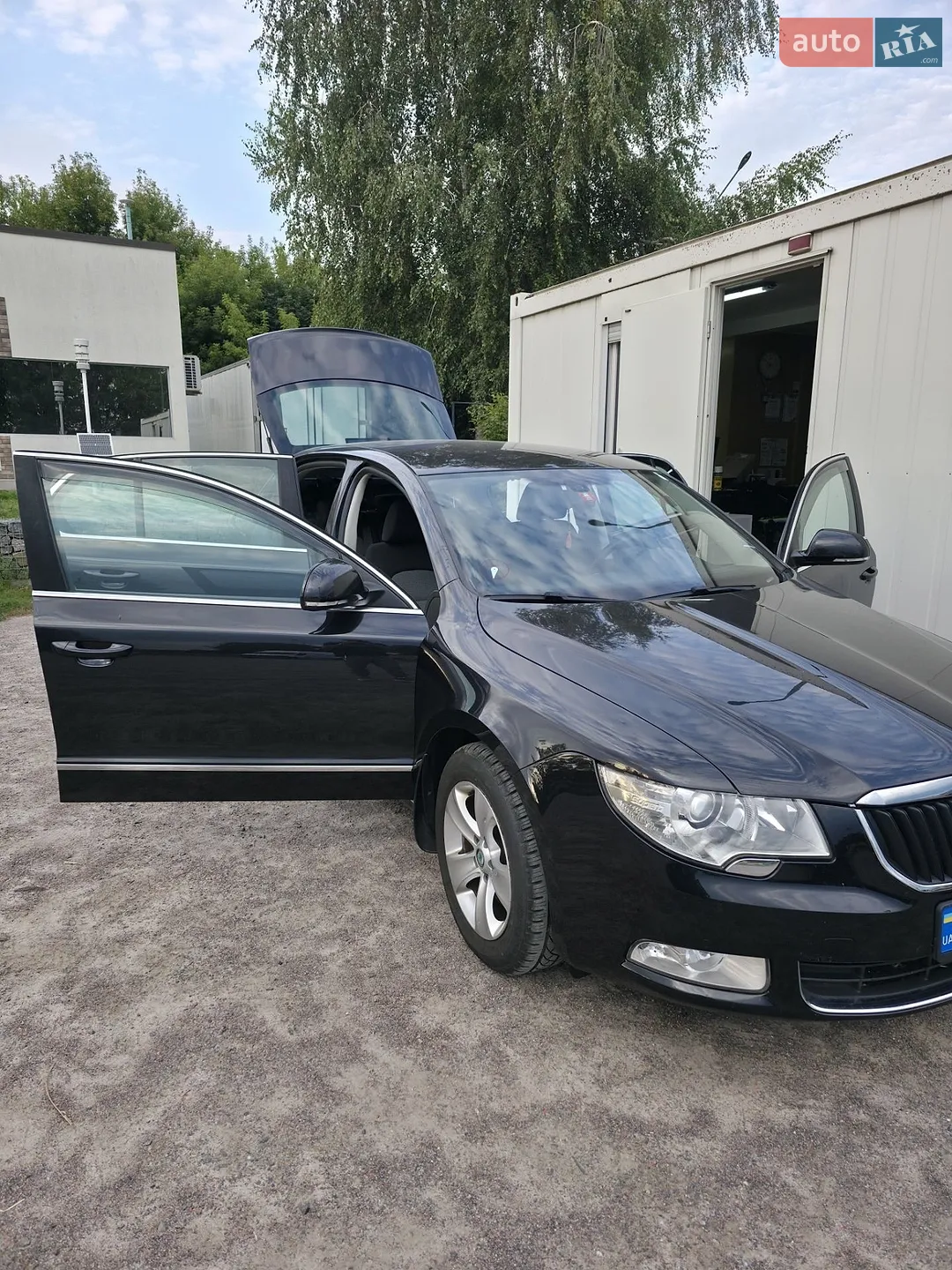 2011 Skoda Superb - мініатюра 12
