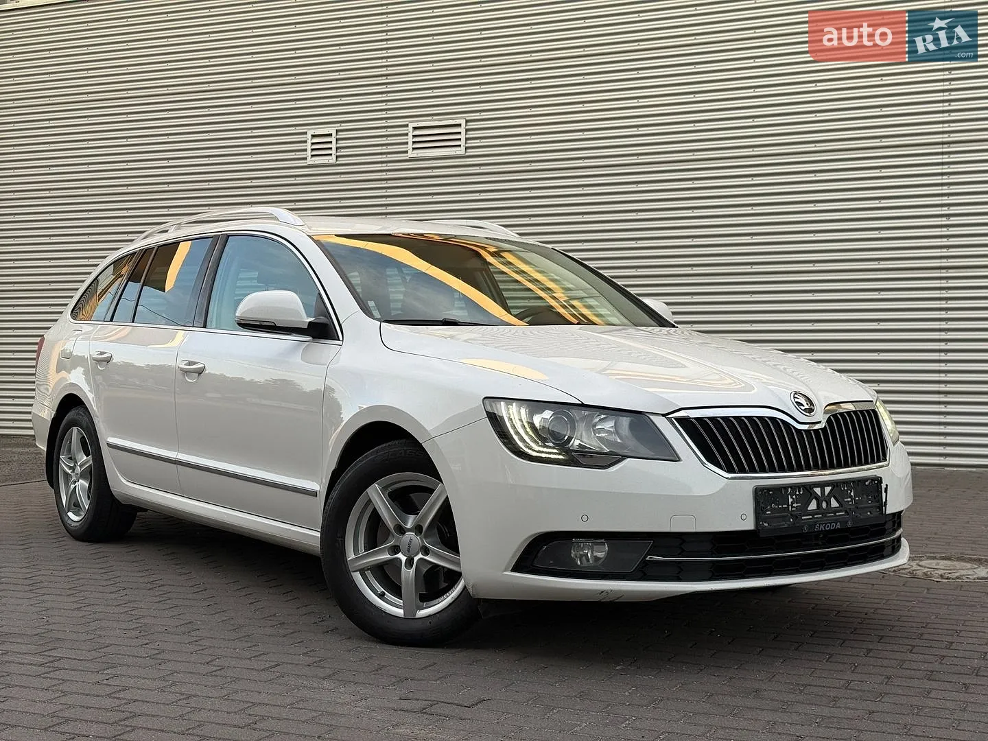2015 Skoda Superb - мініатюра 8