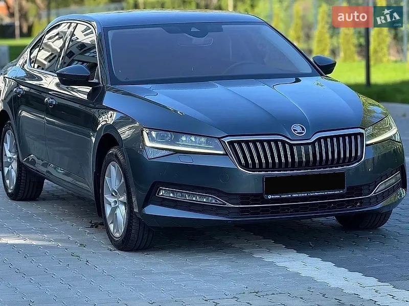 Skoda Superb 2021