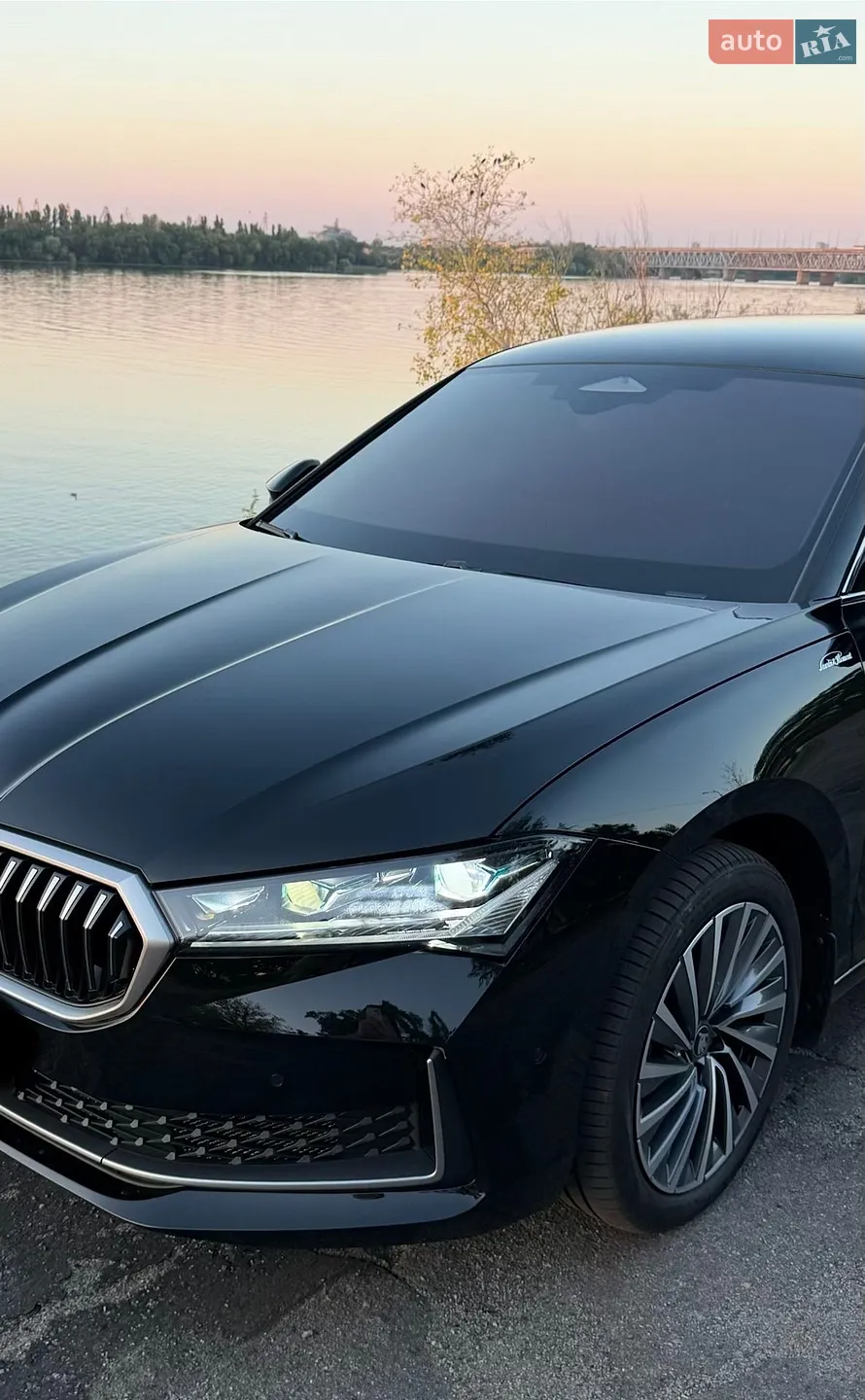 2025 Skoda Superb - мініатюра 3