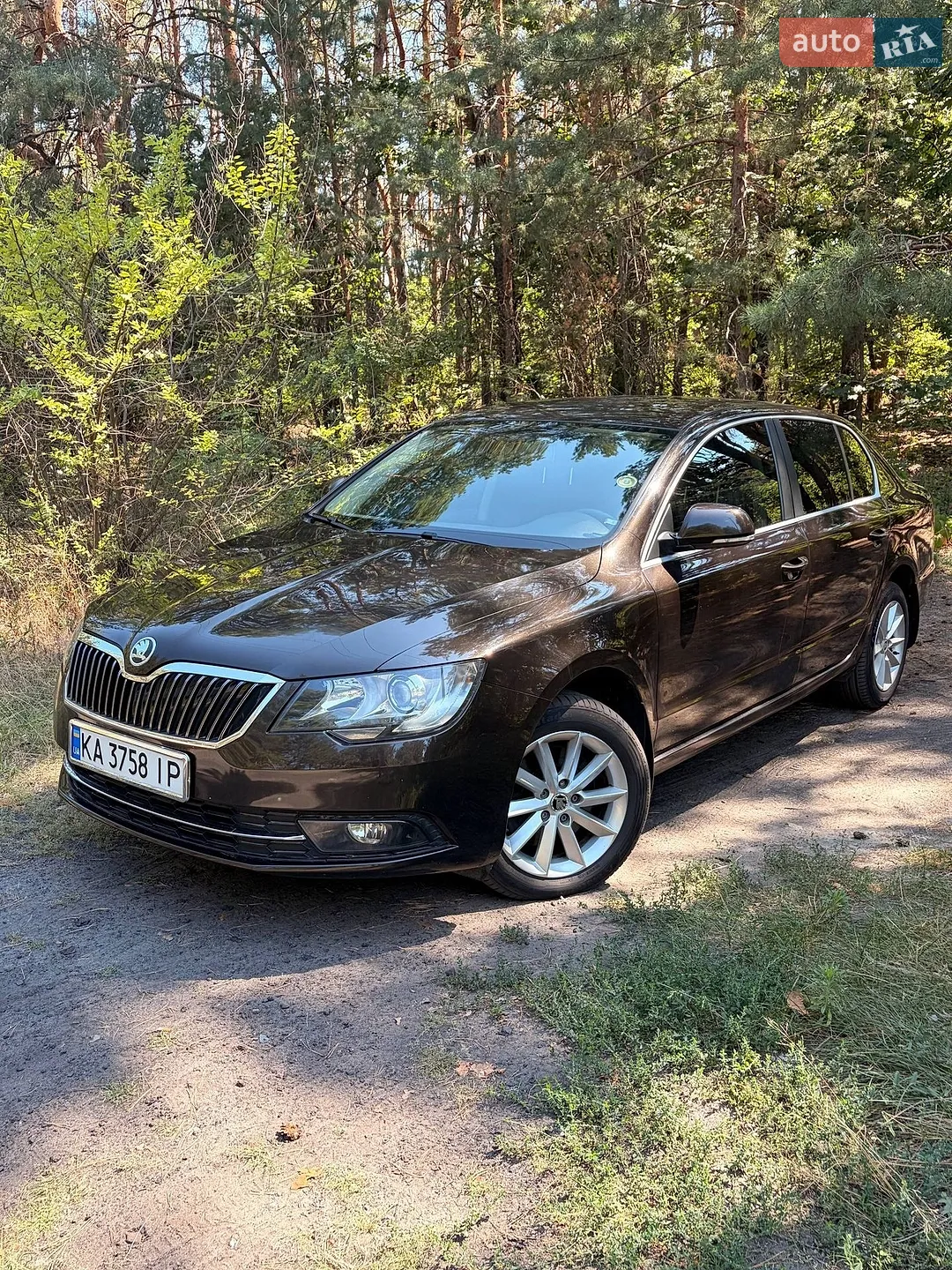 Skoda Superb 2012 VIN TMBAB43T7CB300686 фото оголошення 14 з 16