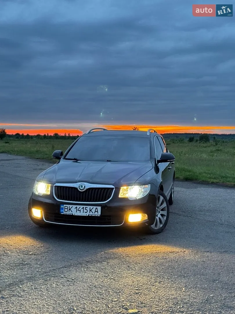 2011 Skoda Superb - мініатюра 3
