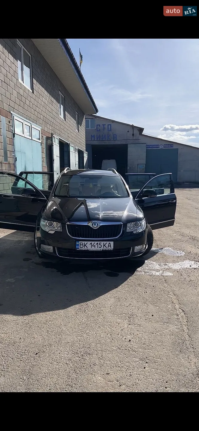 2011 Skoda Superb - мініатюра 26