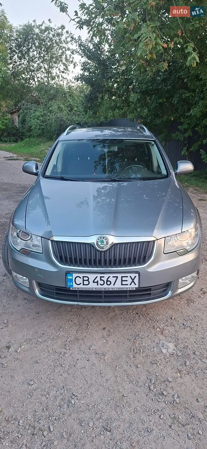 2010 Skoda Superb - мініатюра 9
