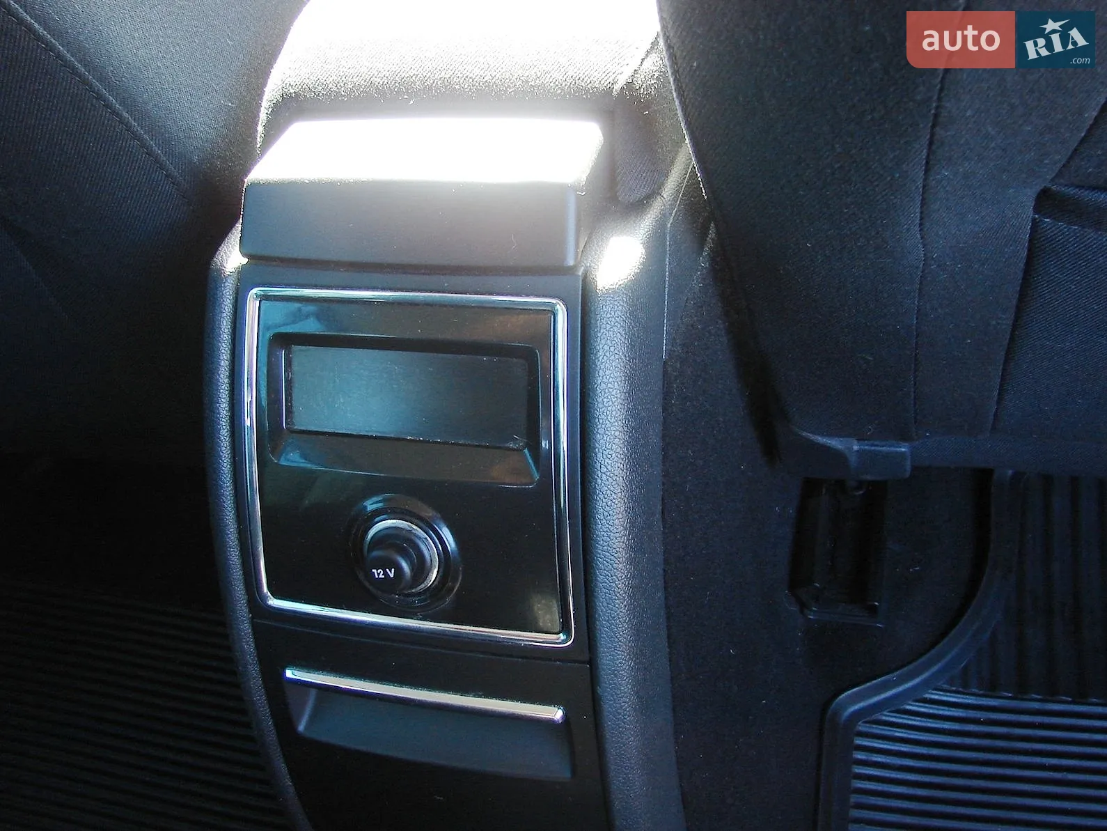 2011 Skoda Superb - мініатюра 13