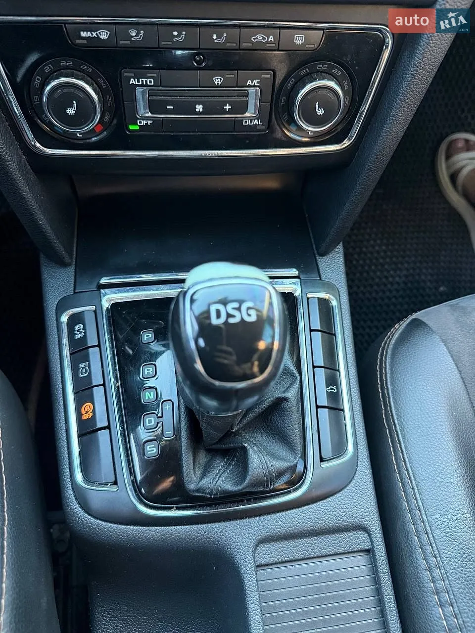 2014 Skoda Superb - мініатюра 22