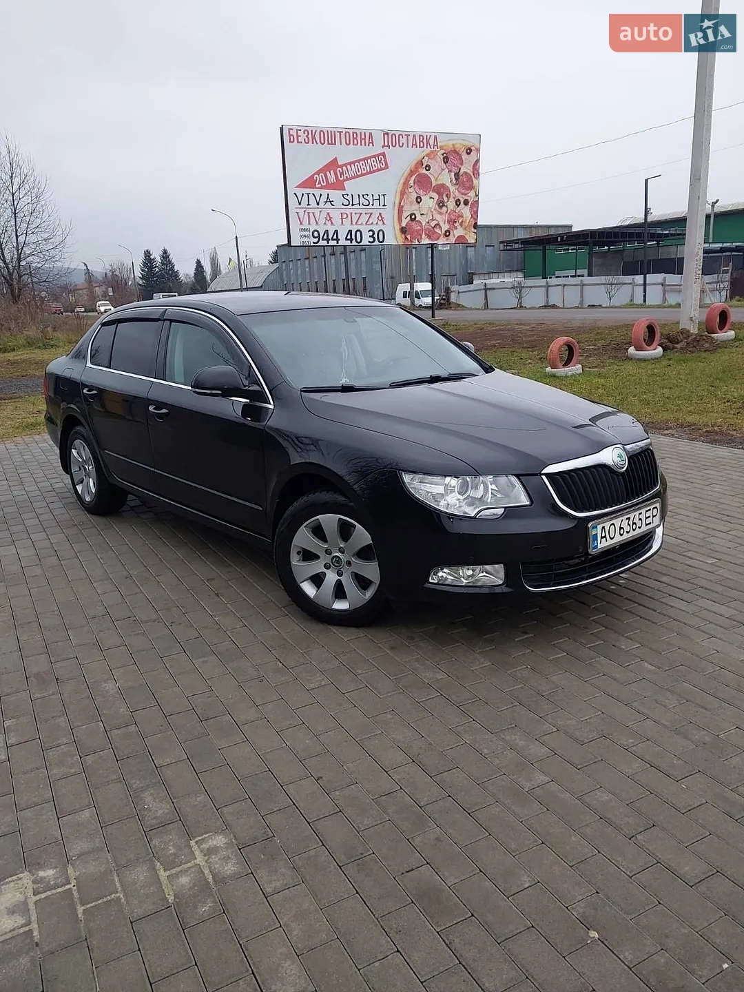 2011 Skoda Superb - фото 1