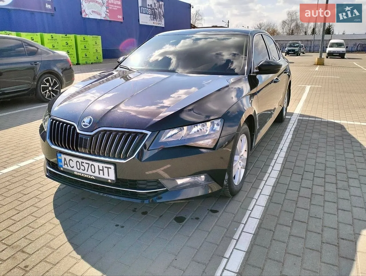 2015 Skoda Superb - мініатюра 11