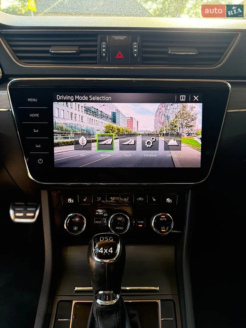2020 Skoda Superb - мініатюра 21