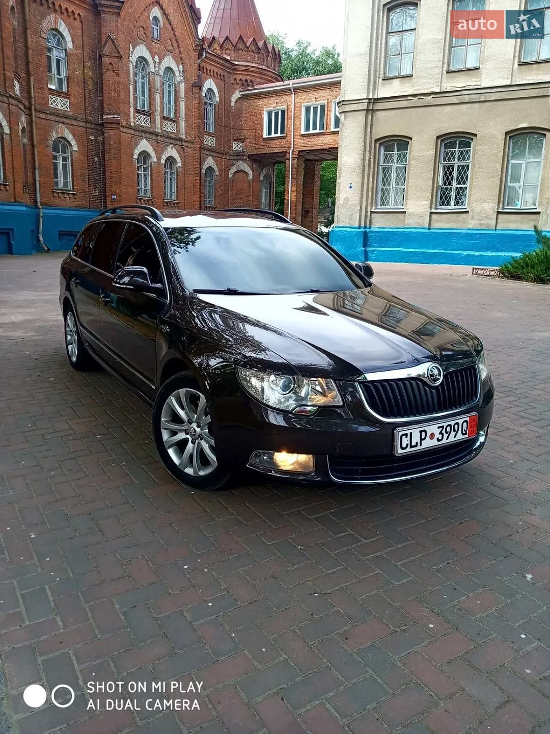 2011 Skoda Superb - мініатюра 5
