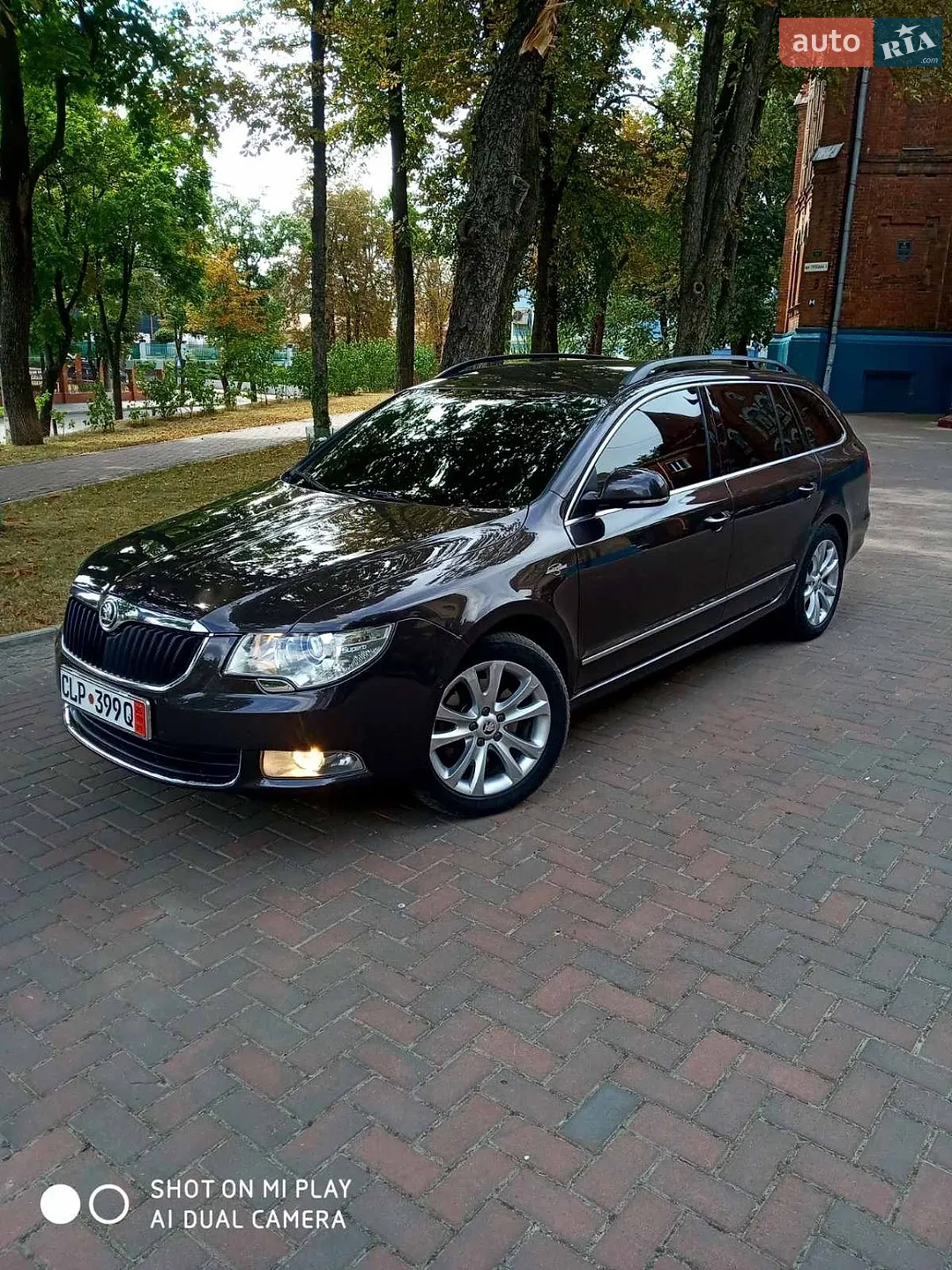2011 Skoda Superb - мініатюра 8