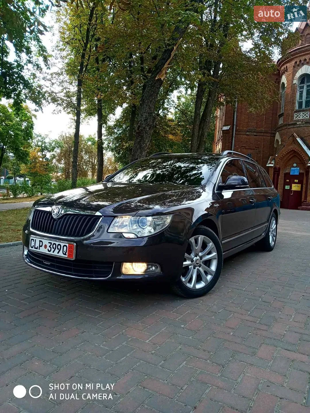 2011 Skoda Superb - мініатюра 7