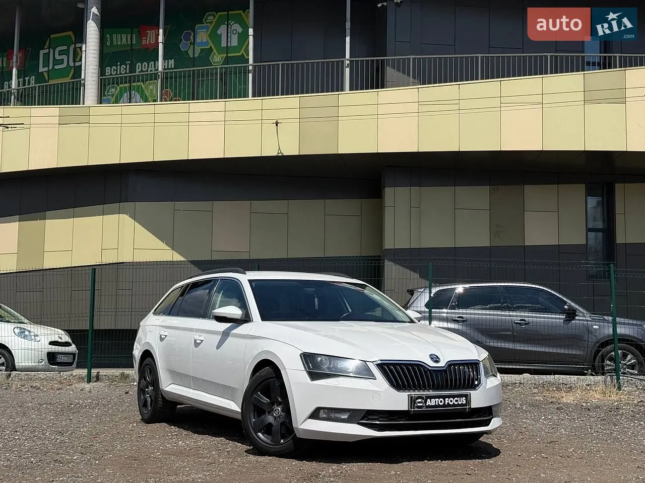 2016 Skoda Superb - мініатюра 19