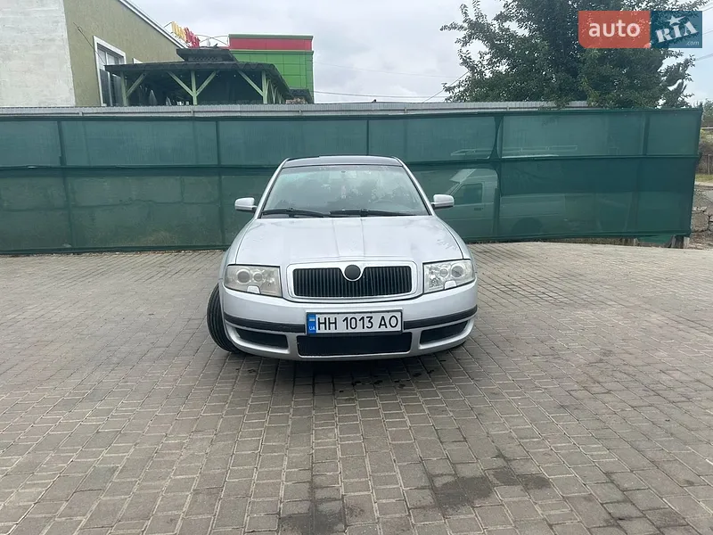 Skoda Superb 2004