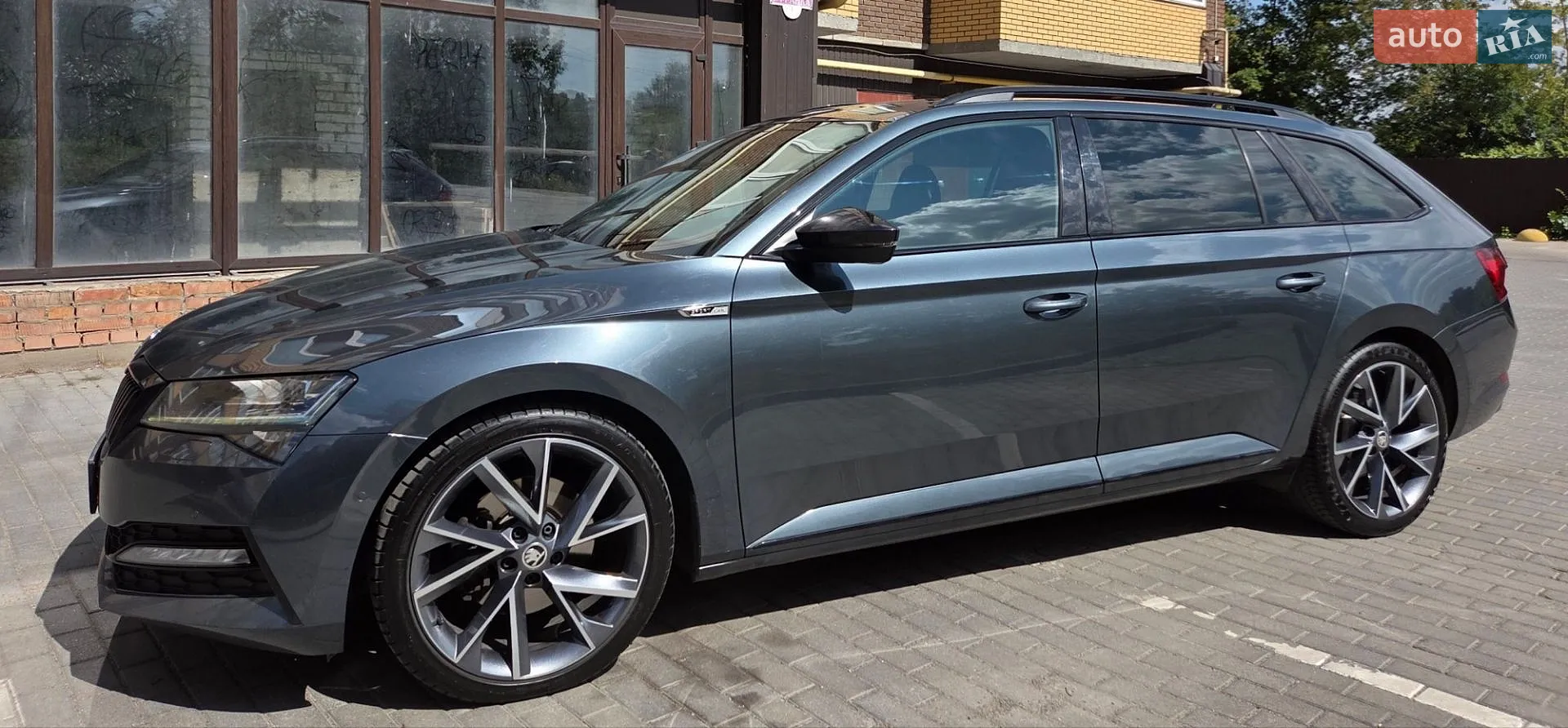 2019 Skoda Superb - мініатюра 3