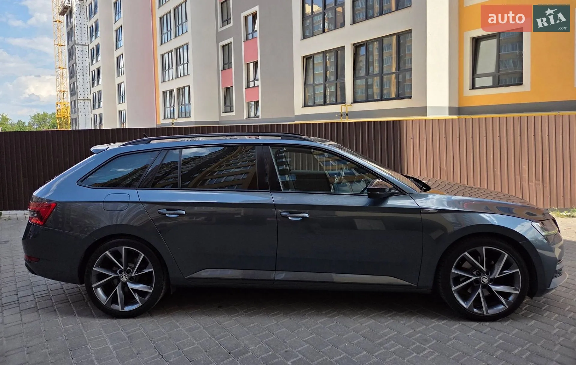 2019 Skoda Superb - мініатюра 12