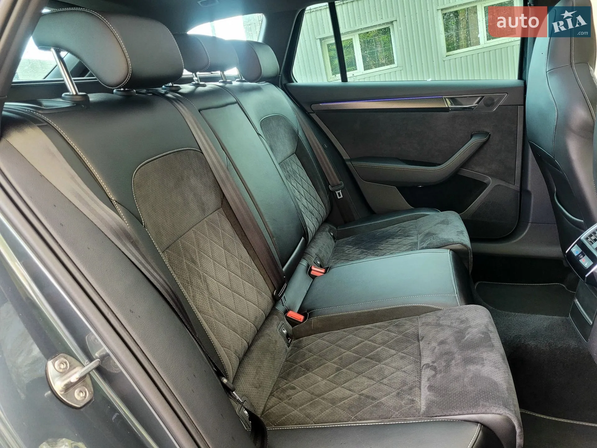 2019 Skoda Superb - мініатюра 28