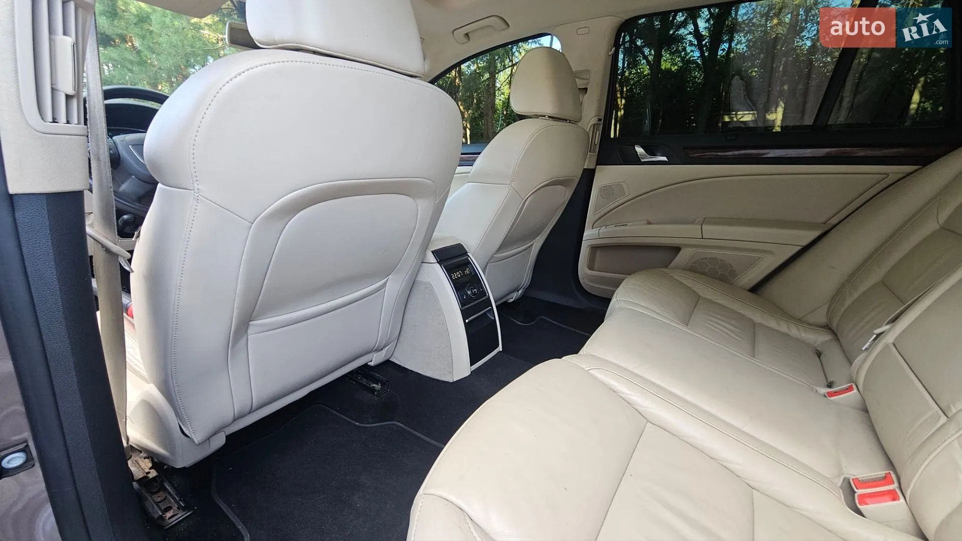 2012 Skoda Superb - мініатюра 27