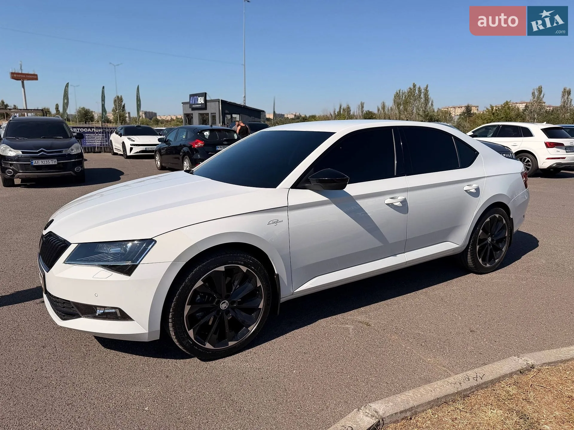 2015 Skoda Superb - мініатюра 15
