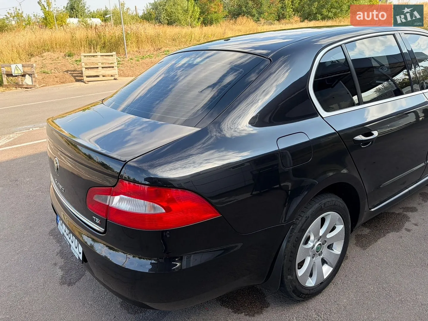 2010 Skoda Superb - мініатюра 7