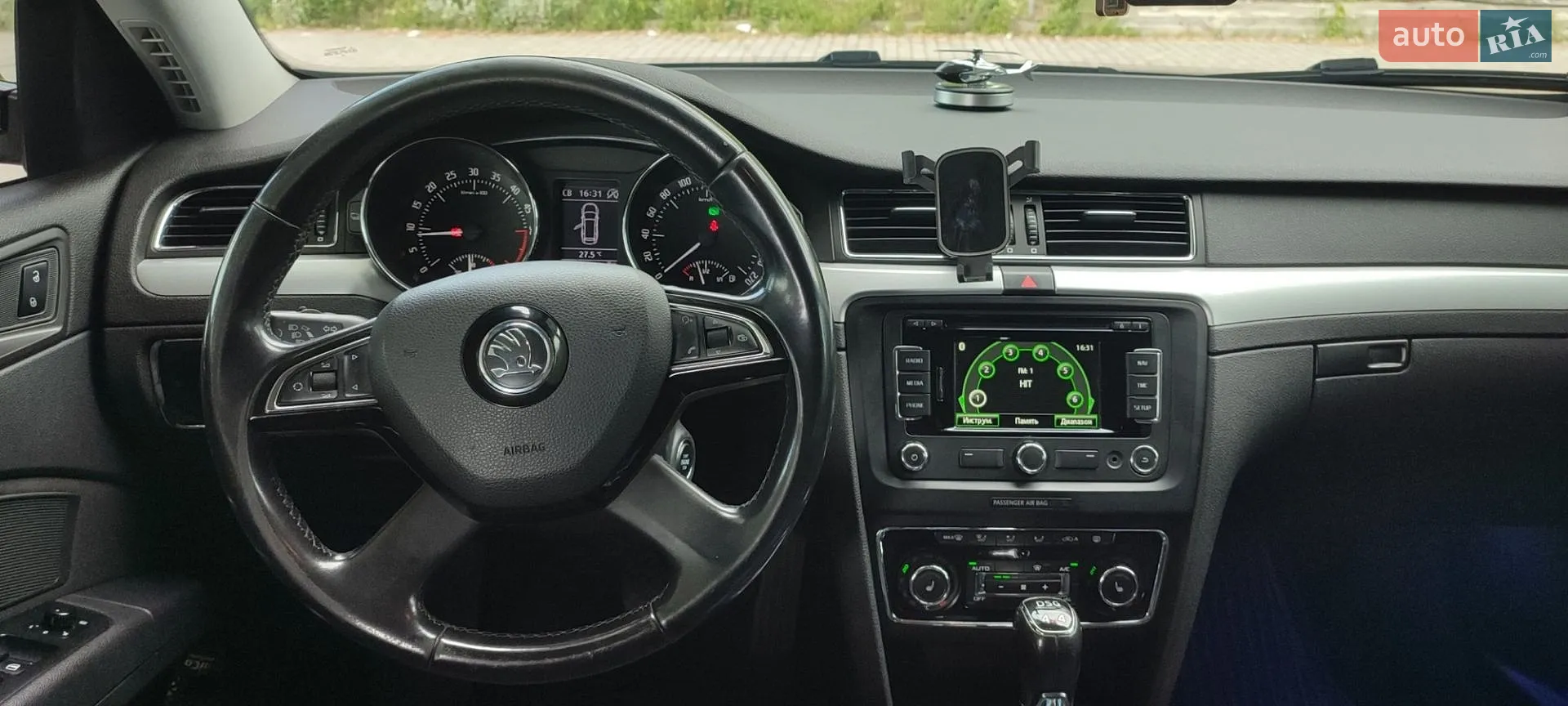 2014 Skoda Superb - мініатюра 14